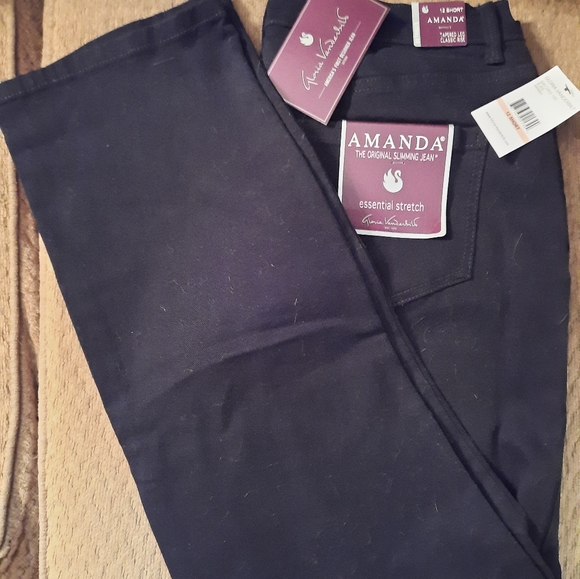 NWT Gloria Vanderbilt Women's Jeans - Picture 2 of 4